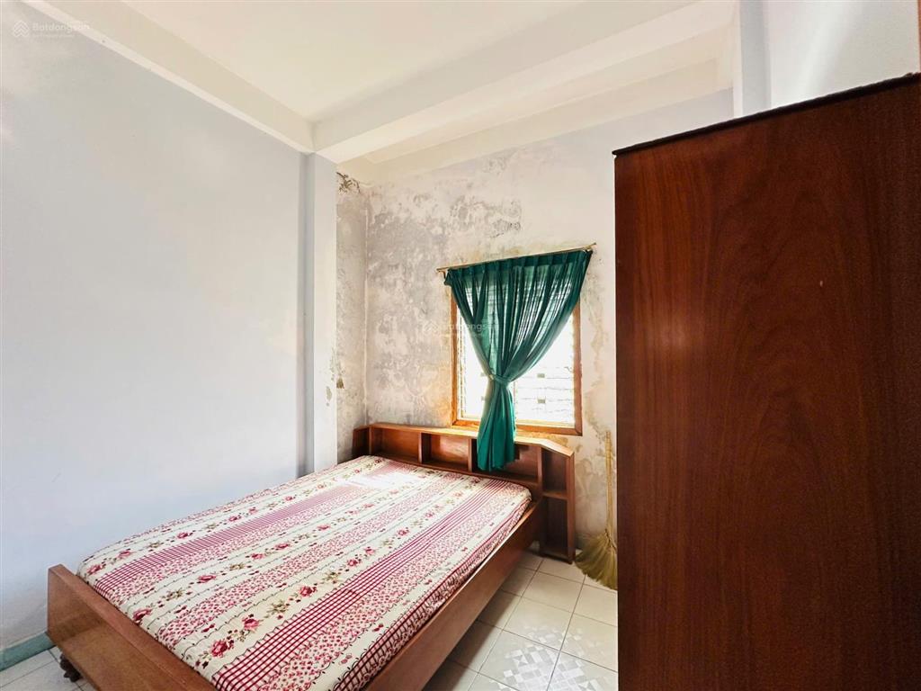 Bán nhà mặt tiền lạc long quân , nha trang ở và kinh doanh