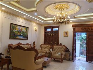 Chính chủ cần bán biệt thự ,tô ngọc vân ,ngay chợ thủ đức,giá 13 tỷ