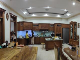 Bán gấp nhà võ văn ngân , 7x20 , 2 tầng , ngay chợ thủ đức , giá 12 tỷ