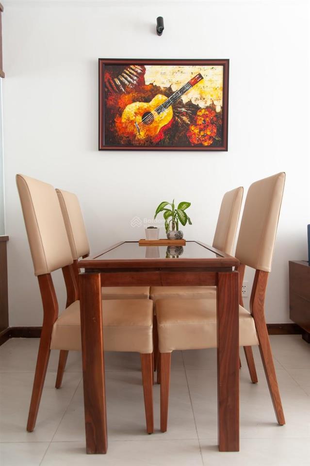 Bán căn hộ 41bis điện biên phủ, bình thạnh, ban công, nội thất, sổ hồng