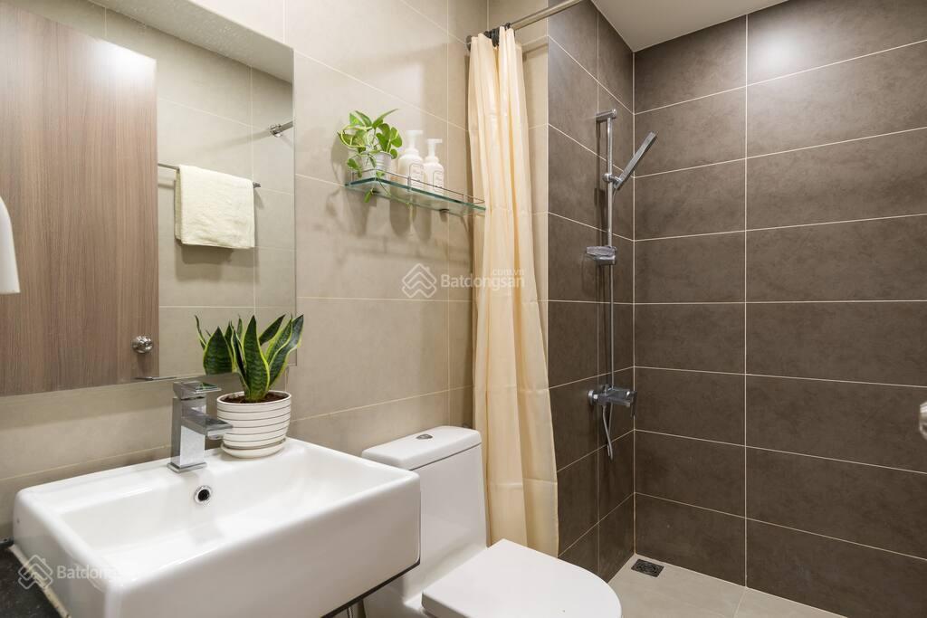 Bán căn hộ 41bis điện biên phủ, bình thạnh, ban công, nội thất, sổ hồng