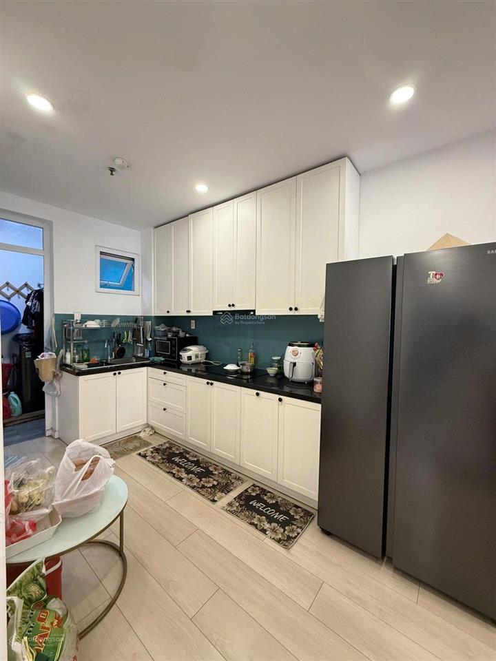 Chính chủ bán căn hộ 90 nguyễn hữu cảnh, 70m2, 2pn, 2wc, thang máy, view sông, sổ hồng