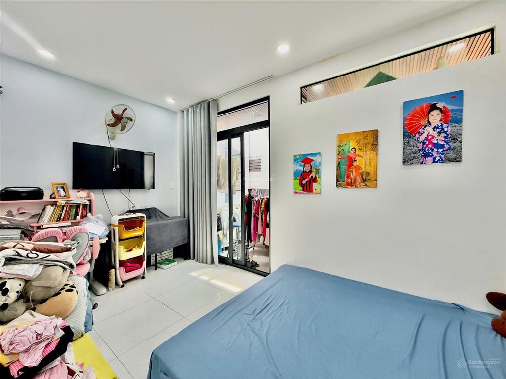 Nhà đẹp (dt 4,5x7m, 2 tầng)  chu văn an cách mặt tiền chỉ 30m vào ở ngay