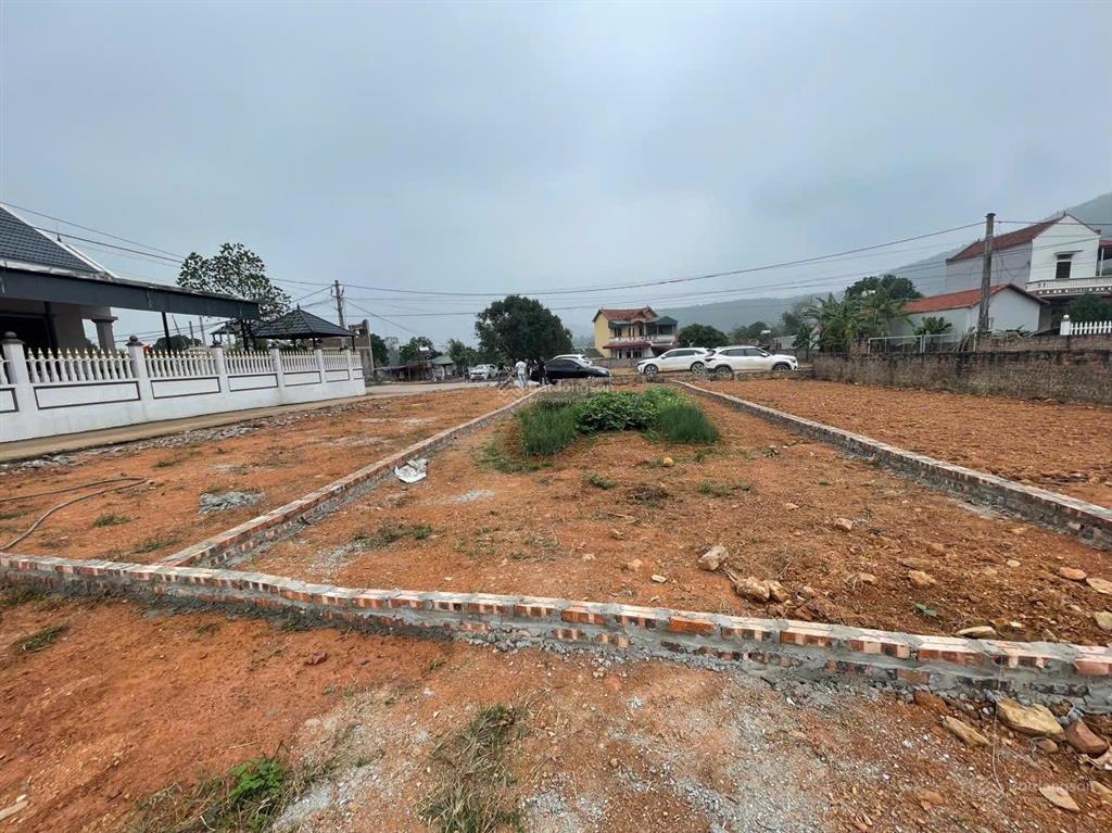 Bán gấp lô đất trục chính tại ngọc thanh, phúc yên, vĩnh phúc, giá hơn 2 tỷ **, 121m²