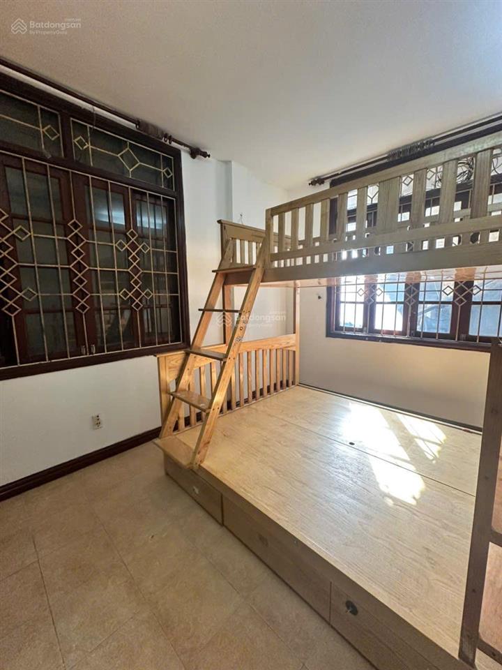 Chính chủ cho thuê nhà riêng tại ngõ cống trắng, 20m², 5 tầng, 3 ngủ phù hợp hộ gia đình, sinh viên