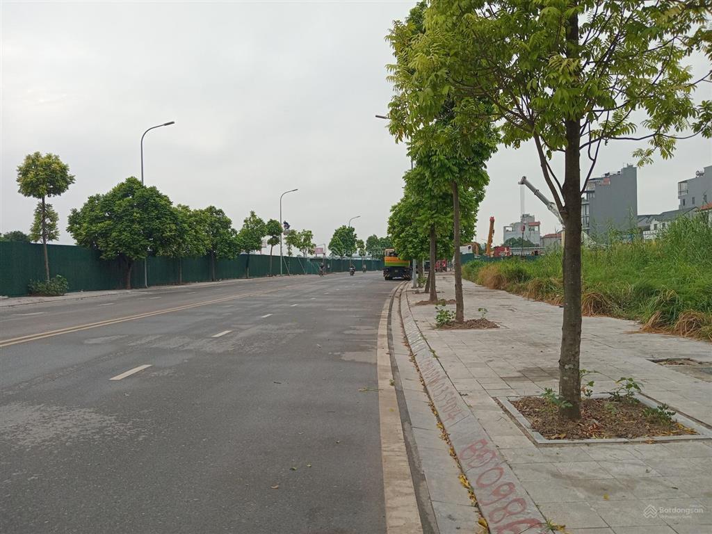 Chuyển nhượng lô đất tmdv 2500m2 ở kđt việt hưng, long biên