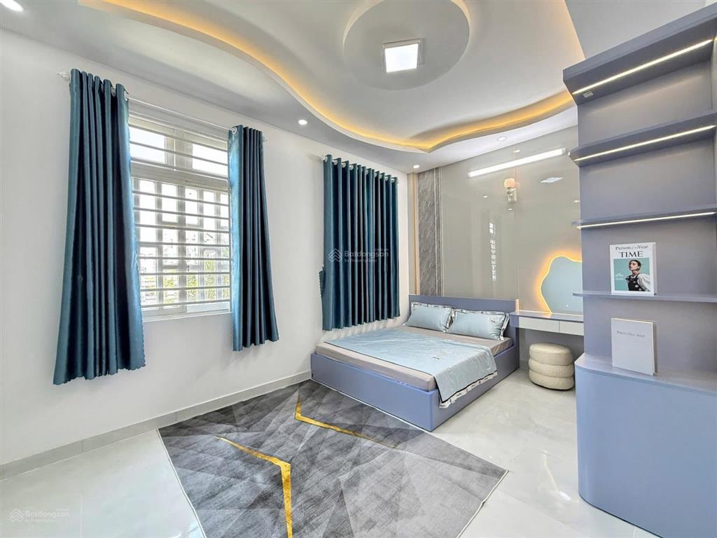 Tặng full nội thất
nhà 4 tầng 1/ ngắn hiệp thành 07, q12  hẻm 9m, hẻm 1 mặt nhà ngang 5m 5ty950