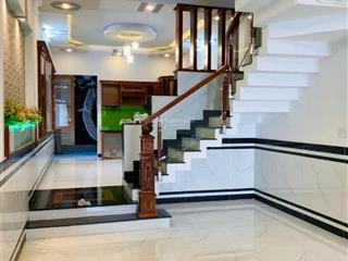 Mặt tiền kinh doanh thới an 13, q12 4 tầng7 phòng ngủ4x26.5m (106m2)cho thuê 24tr/thángchỉ 8t6