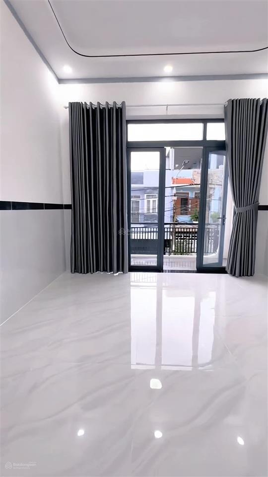 Chính chủ cần bán nhà 1 lầu 4*20m, giá 740 triệu đường trịnh quang nghị gần chợ phú lạc