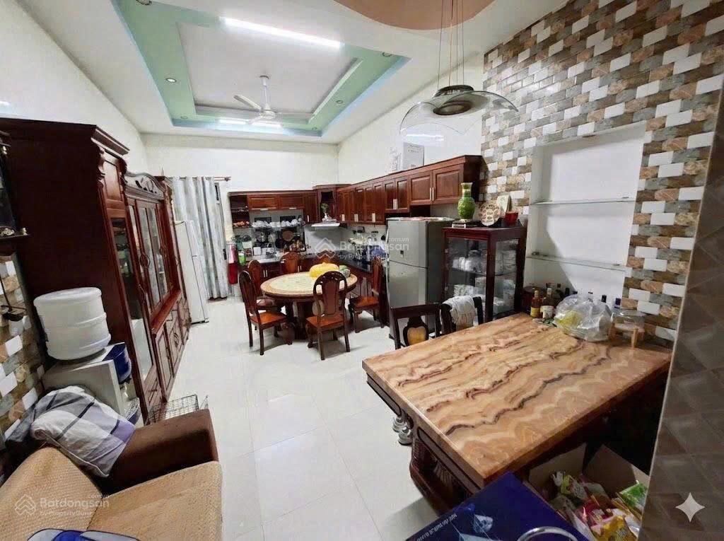 Bán nhà hẻm xe hơi sát mặt tiền ông ích khiêm , q11  dt 4 x 28m  giá chỉ 16 tỷ còn bớt