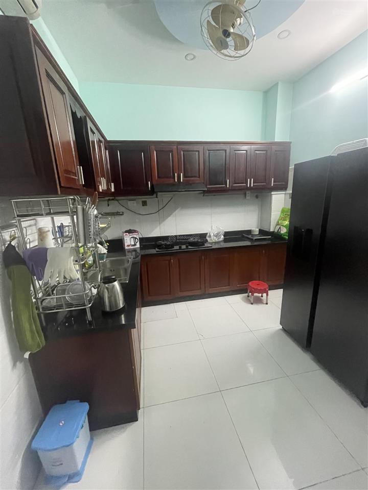 Bán nhà hẻm 3,5m lạc long quân , p8, tân bình  dt 4 x 14 m  giá chỉ 8,2 tỷ tl