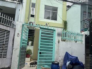 Bán nhà hẻm đoàn văn bơ, p14, q4  dt 4, x 23 m  chỉ có 105tr/m2