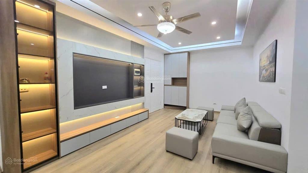 Chính chủ bán gấp căn hộ chung cư nam xa la, nội thất mới, ở ngay, chủ đầu tư phúc hà chất lượng