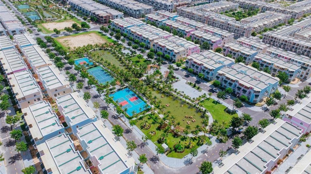 Bán nhà ven biển chỉ từ 4,150 tỷ sở hữu lâu dài tại bãi biển top đẹp nhất việt nam