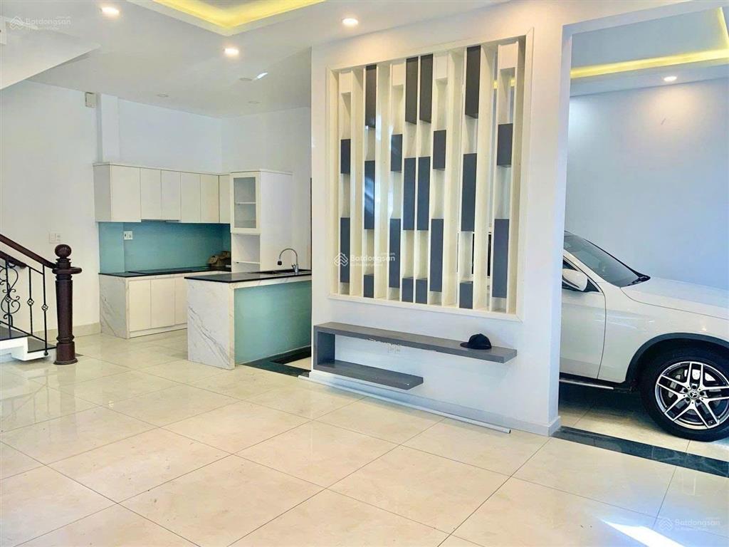 Nhà cho thuê  biệt thự căn hẻm 8m khu nhà ga t3 tân sơn nhất
