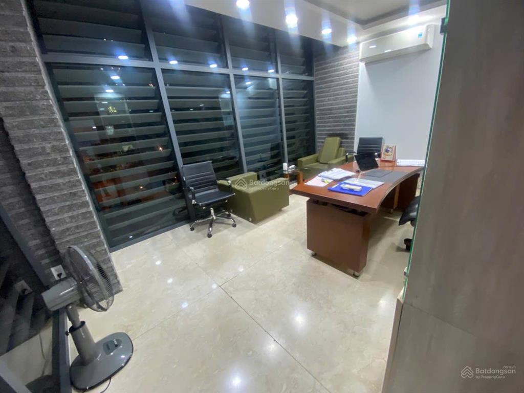 Cho thuê nhà mặt tiền 31a đặng văn ngữ, phường 10, quận phú nhuận