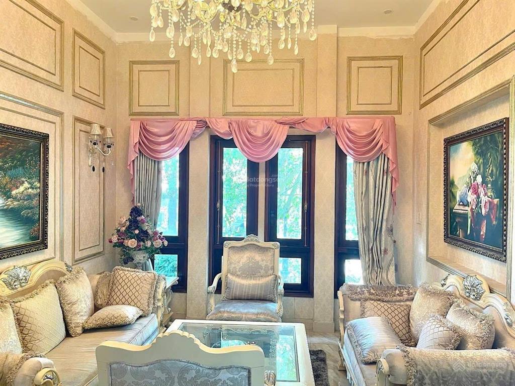 Xuất cảnh bán gấp biệt thự cần giuộc 859m2| mặt tiền tl835| giá 15 tỷ| full nội thất| sổ đỏ