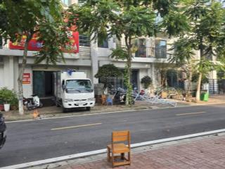 Cho thuê nhà 4 tầng. vị trí đẹp