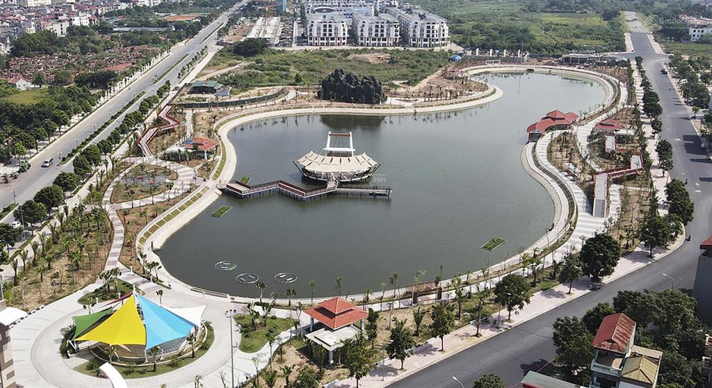 Chính chủ cần bán mảnh đất 210m2 vị trí đẹp tại ngõ 268 long biên.  0971 659 ***