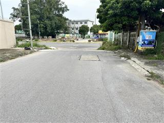 Chính chủ cần bán mảnh đất 210m2 vị trí đẹp tại ngõ 268 long biên.  0971 659 ***