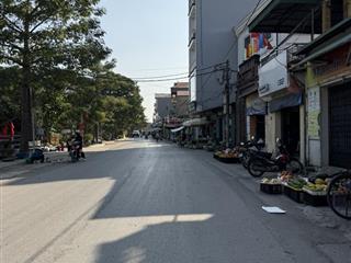 Bán gấp nhà trước tếtsát chợ giườngkinh doanh rất đẹpđường 2 xe tải tránh30m x 1 tầng. 3,6x tỷ