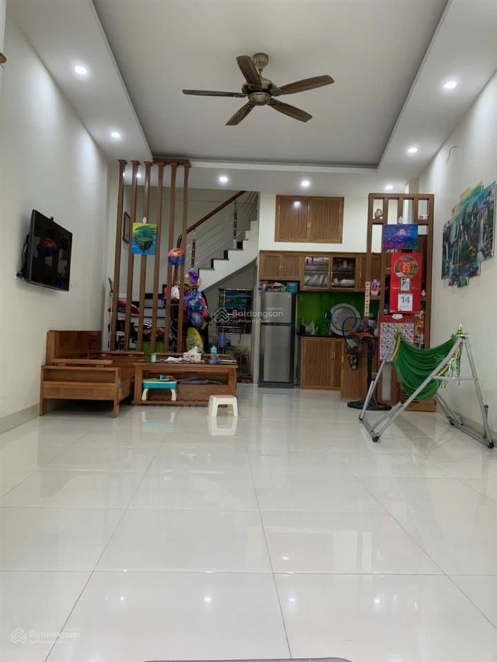 Nhà đẹp tứ hiệp sát đường ô tô 40m2 3 tầng kinh doanh nhỏ giá 5,9 tỷ (có tl)