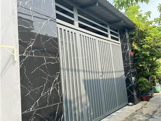 Nhà trung tâm thị trấn hóc môn hxh dt 110m giá chỉ 5,1 tỷ