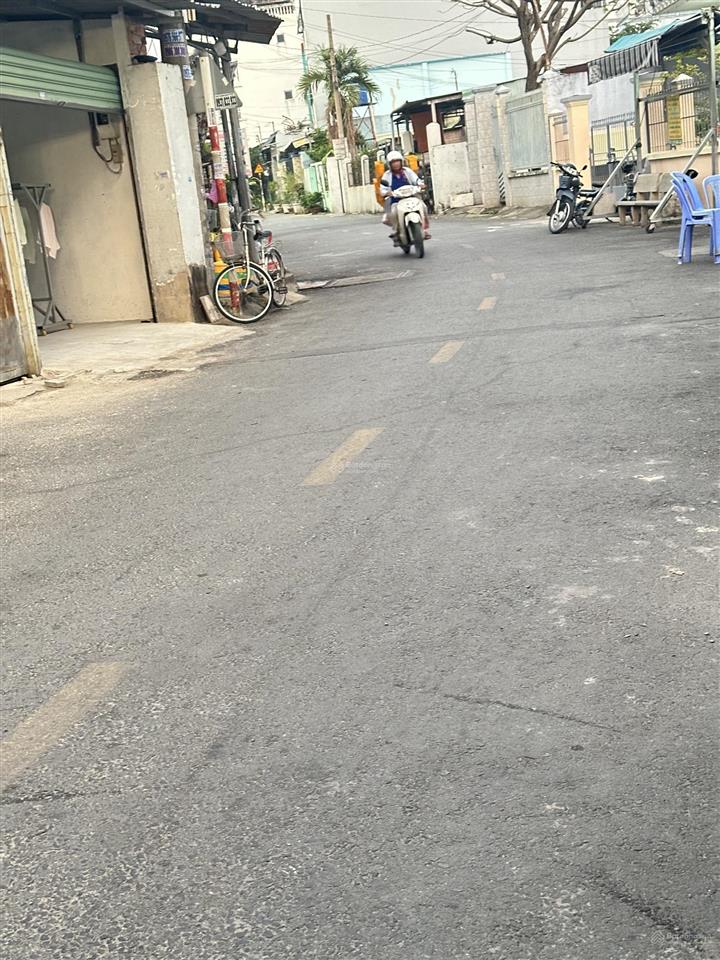 Nhà hxh tránh lê thị hà thị trấn hóc môn 98m2 vị trí kinh doanh đẹp