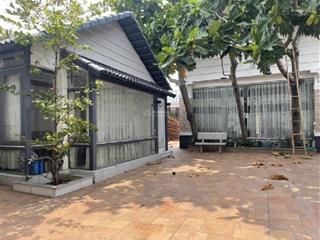 Bán nhà mặt tiền trung đông 8, hóc môn dt 209m2, giá chỉ 6,3 tỷ tl