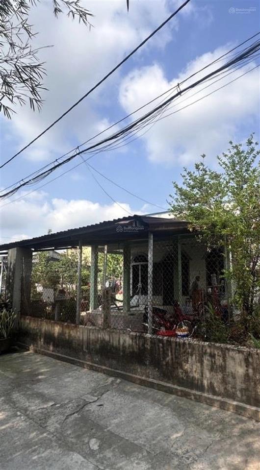 Bán nhà hóc môn ô tô đậu cửa 186m giá chỉ 5.5 tỷ