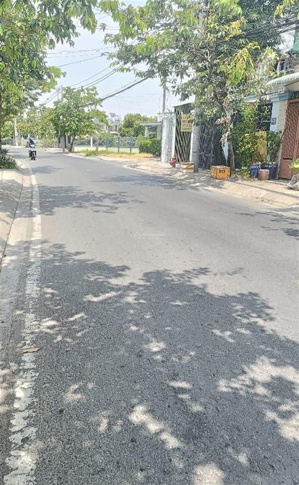 Bán nhà 1/ sát mt tân hiệp 4, hóc môn, 241m2 full thổ cư giá chỉ 4,4 tỷ tl