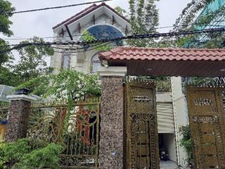 Bán biệt thự sân vườn hóc môn 200m2 5pnnội thất gỗ đỏ cao cấp giá 8 tỷ tl