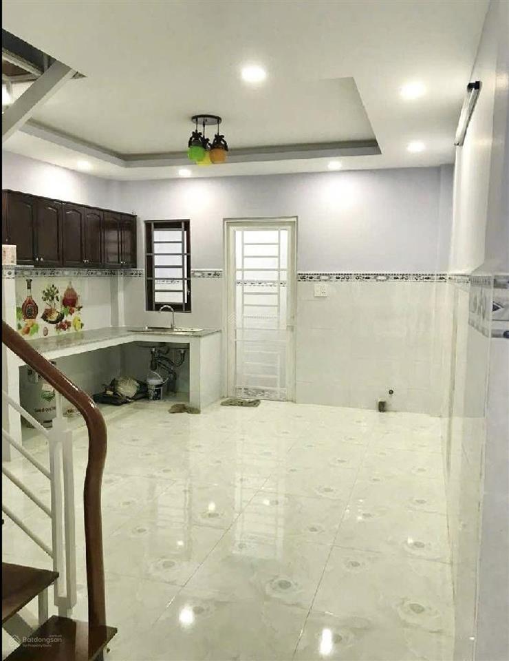 Ngã tư trung chánh gần mặt tiền nguyễn ảnh thủ 80m hxh thông chỉ 4.15 tỷ