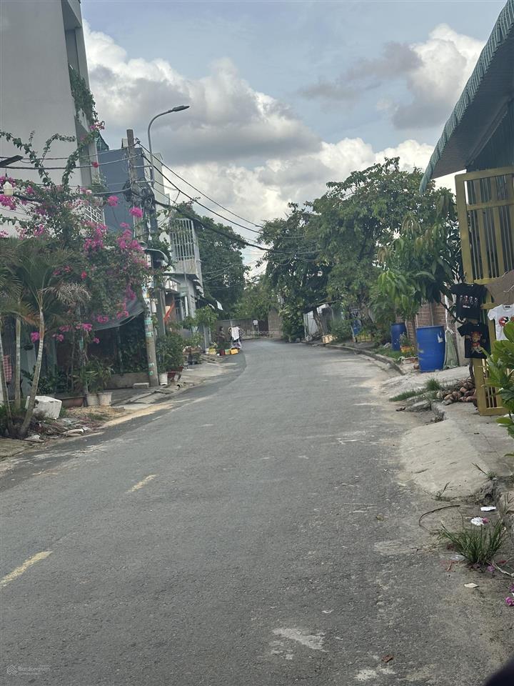 Đất đẹp hóc môn ngang 8m hiếm đường nhựa 8m xe hơi tránh nhau 148m chỉ 5.3 tỷ tl