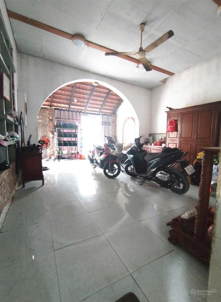 Nhà ngay chợ thới tứ trịnh thị miếng, hóc môn 213m2  chỉ 4,35 tỷ