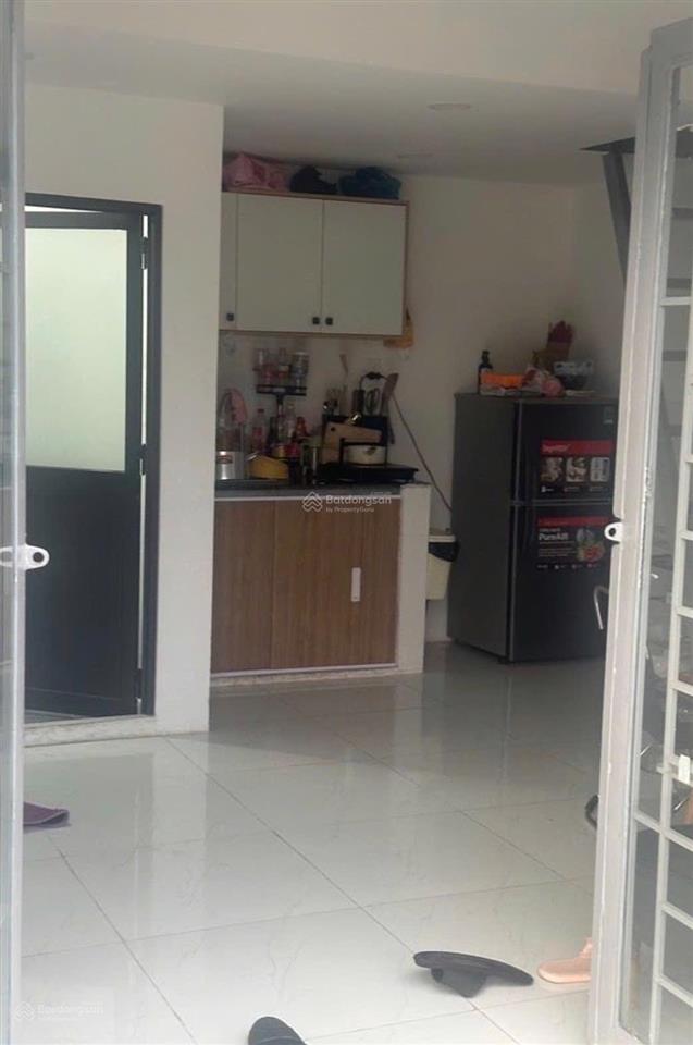 Bán căn hộ dịch vụ hxh thông hiệp thành 13, quận 12 sẵn dòng tiền  90m2  chỉ 4,65 tỷ
