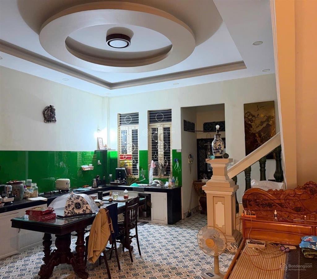 Bán biệt thự sân vườn 2 tầng mặt tiền tân hiệp, hóc môn dt 240m gần chợ hóc môn chỉ 7ty tl