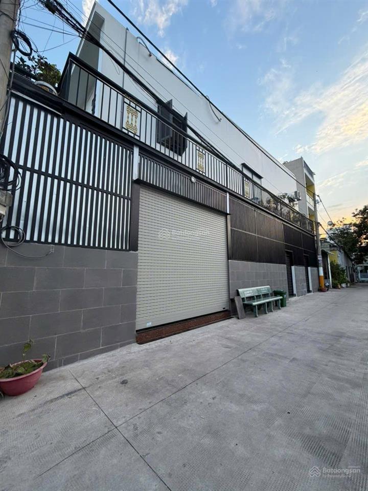 Bán nhà góc 2 mặt hẻm xe hơi tân thới hiệp, quận 12,2 tầng, vừa ở vừa cho thuê chỉ 5,95 tỷ tl