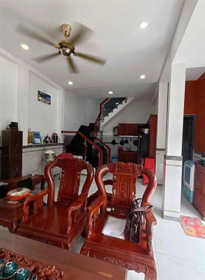 Bán nhà góc 2 mặt hẻm xe hơi tân thới hiệp, quận 12,2 tầng, vừa ở vừa cho thuê chỉ 5,95 tỷ tl