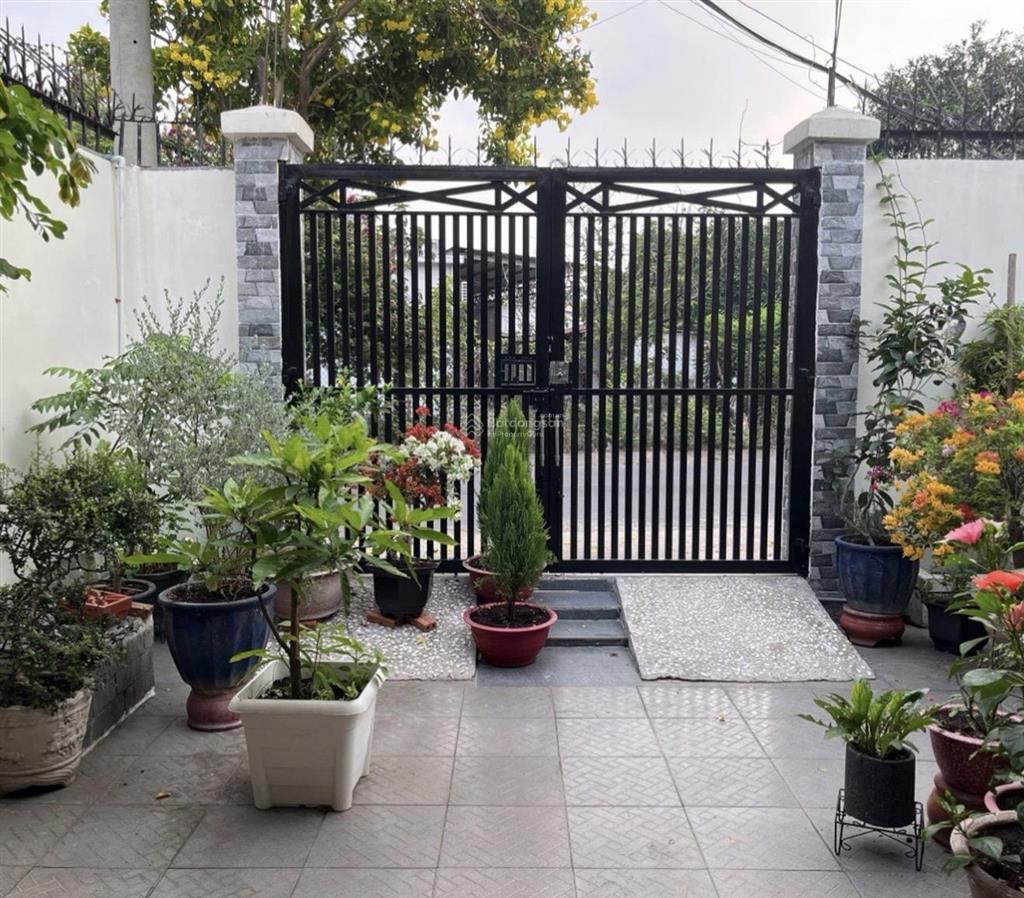Nhà mặt tiền thới tam thôn 8x26m đường nhựa 8m thông 9 tỷ tl