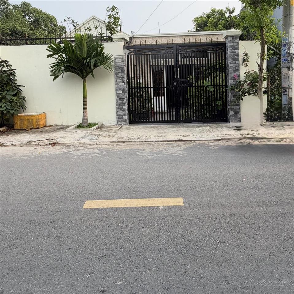 Nhà mặt tiền thới tam thôn 8x26m đường nhựa 8m thông 9 tỷ tl