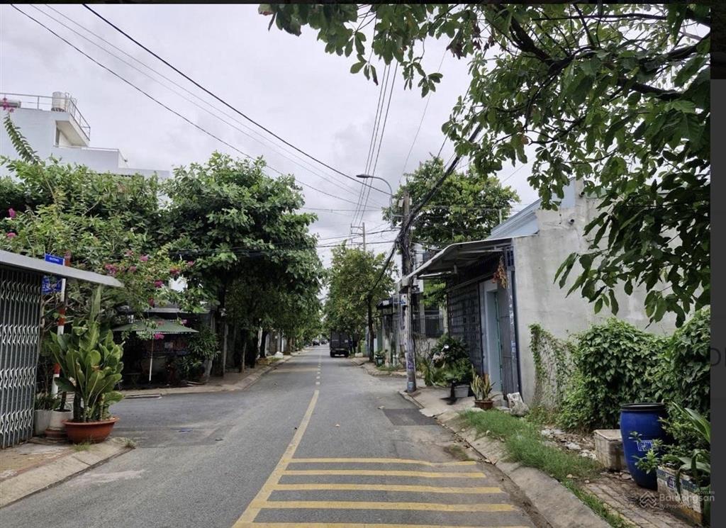 Dãy trọ mặt tiền tân xuân hóc môn 105m2, 6 phòng cho thuê gần tô ký