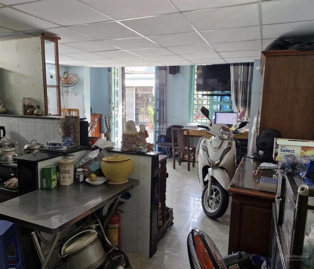 Dãy trọ mặt tiền tân xuân hóc môn 105m2, 6 phòng cho thuê gần tô ký