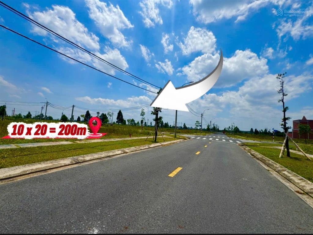 Cần bán 1cặp liền kề tđc. phú đông shr  xây dựng tự do đối diện sen việt phú mỹ hưng 212ha