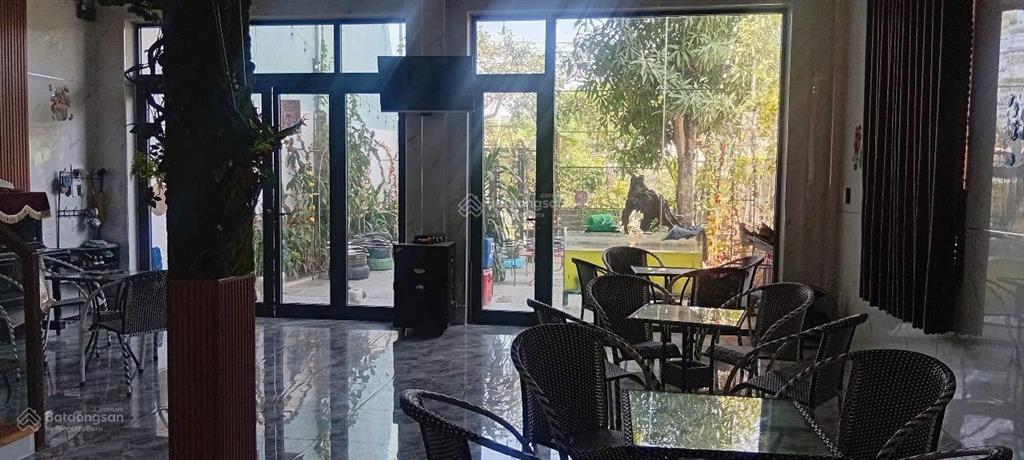 Hạ giá bán nhanh bán nhanh căn 3 tầng mt đường 5m5 khu biệt thự hoà liên 4