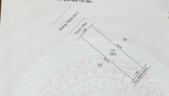 Chỉ 3 tỷ 300  lô thạch sơn 3, sạch đẹp, cách chợ 150m, gần 2 chung cư
