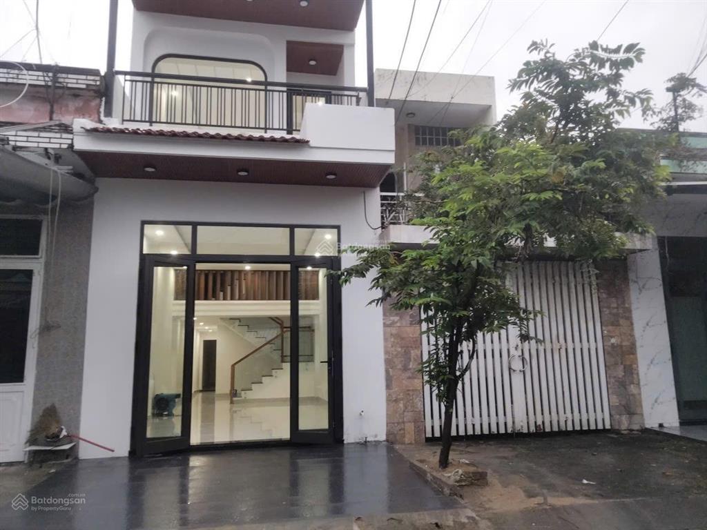Nhà mt giáp văn cương, nhà đang mới, chỉ xách vali vào ở, đường 5m5, cách biển 100m