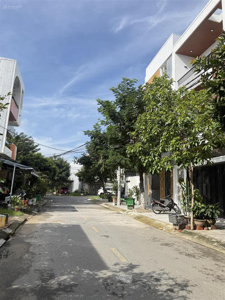 Cc bán lô hòa phú 3, sát nguyễn sinh sắc, ra biển 2p, giá nhỉnh 5 tỷ