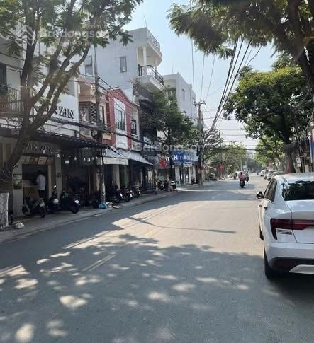 Nhỉnh 8 tỷ, lô mặt tiền đường hải hồ trung tâm hải châu, vị trí kinh doanh