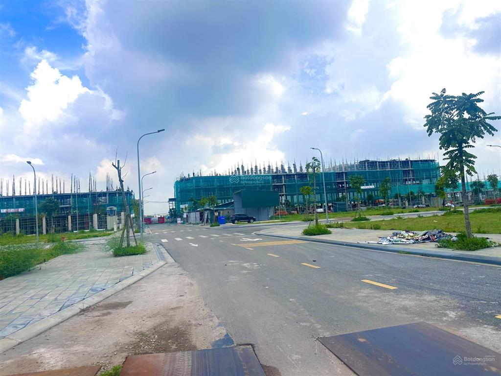 Bán 9 tỷ 000 shophouse tại khang phát diamond central, giá thỏa thuận, 90m2, 6 tầng 9 tỷ